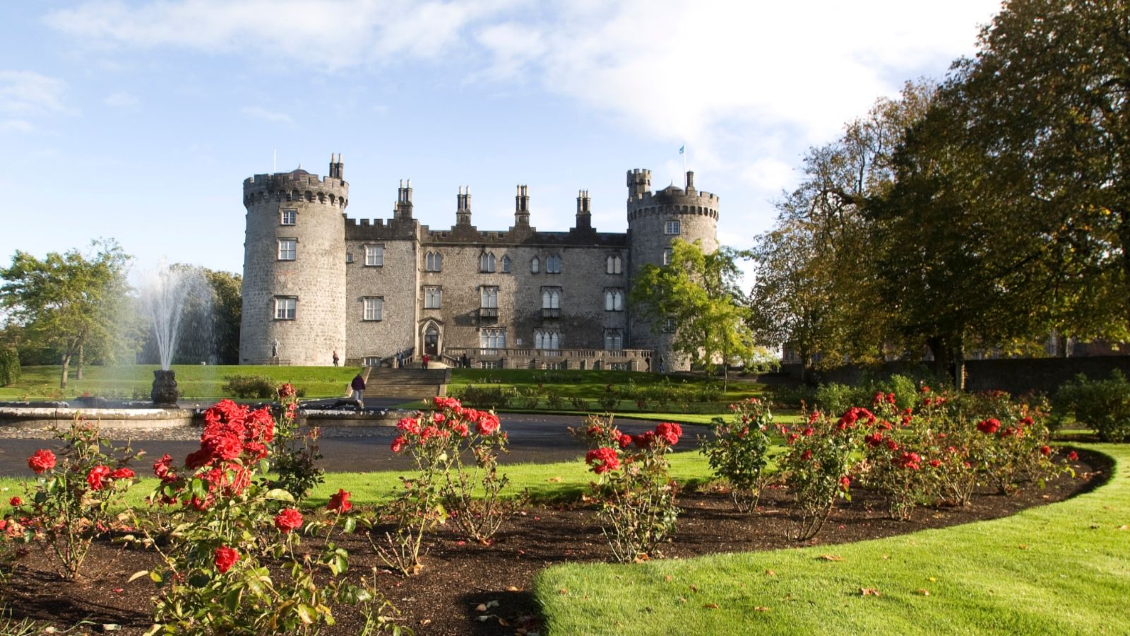Kilkenny Castle rose garden REsized